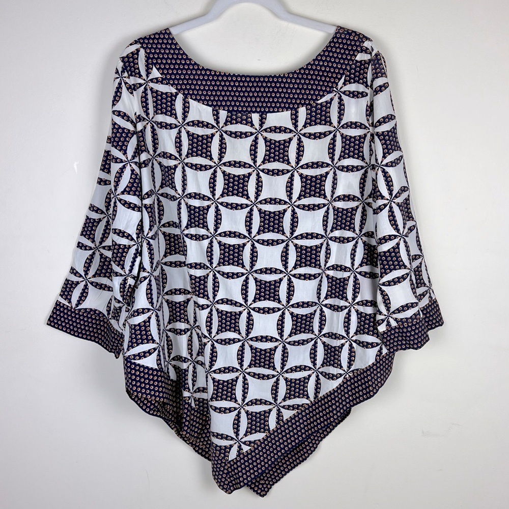 Sleep Ease | True Vintage 60s 70s Hippie Boho Handkerchief Hem Quilt Print Top